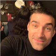 Laureato in Marketing e Comunicazione, offro ripetizioni a ragazzi delle scuole elementare, medie o superiori